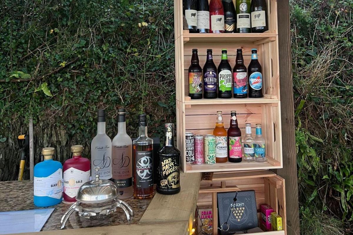 Clotted Cream -Lydcott Glamping, Cornish Sea Views Looe Exterior foto